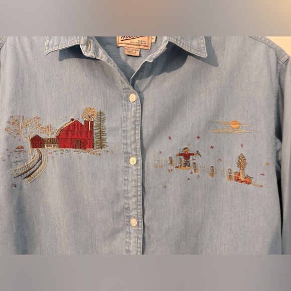 Woolrich Denim Button-Down Embroidered Autumn Fall Design Woman’s Size Small - Picture 1 of 9